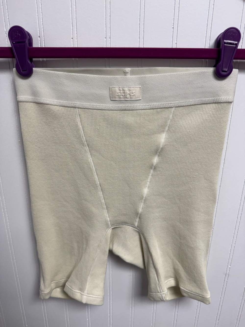 Skims Ribbed Boxer Shorts NWT XXS BONE